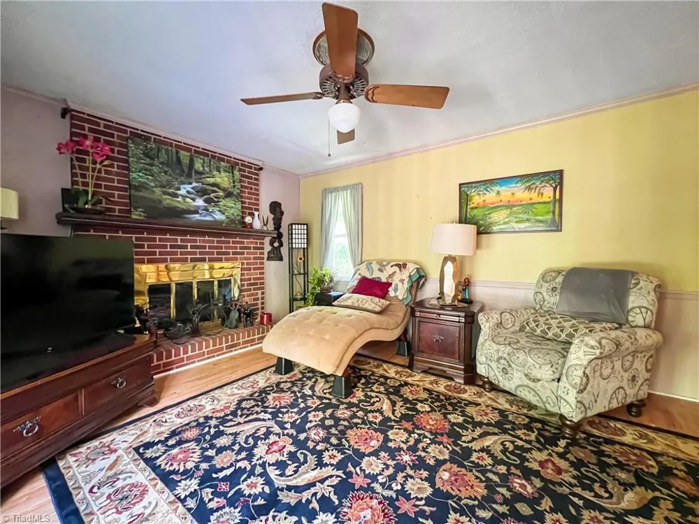 4205 Gardenspring Drive Clemmons, NC 27012