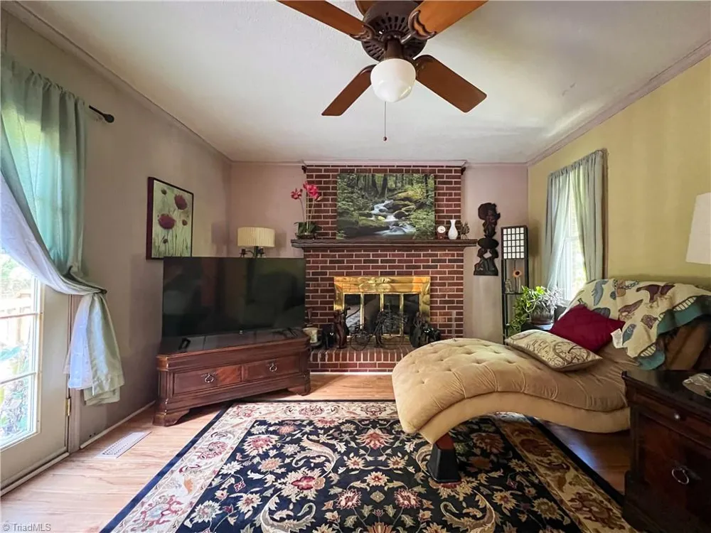 4205 Gardenspring Drive Clemmons, NC 27012