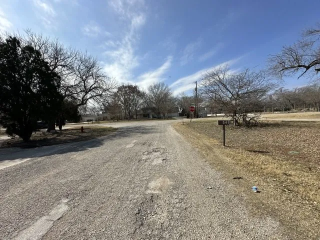 548 Spring River Drive Martindale, TX 78655