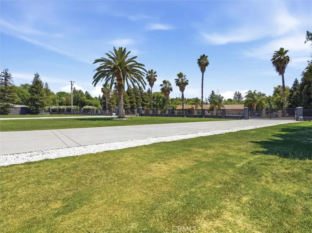7280 W Menlo Fresno, CA 93723