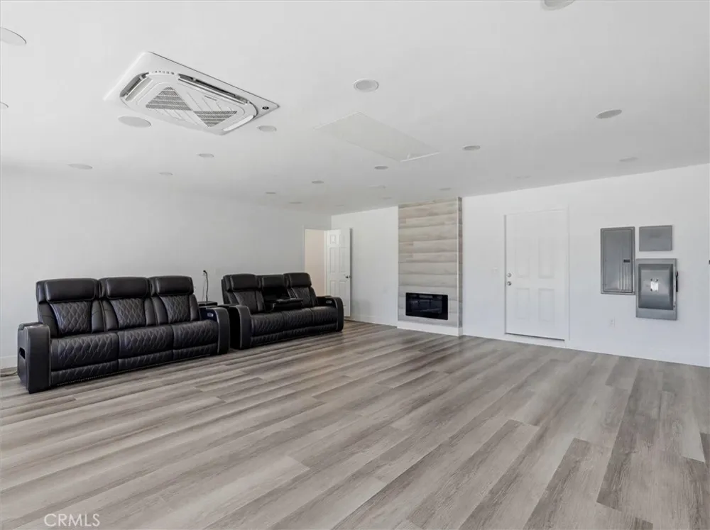 7280 W Menlo Fresno, CA 93723