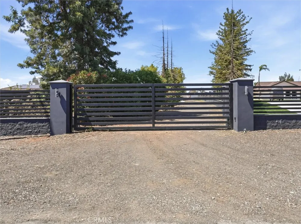 7280 W Menlo Fresno, CA 93723