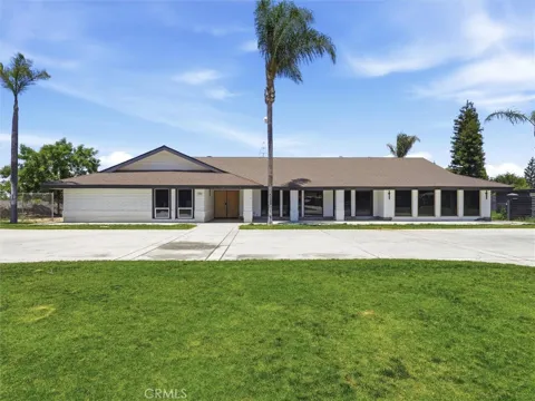 7280 W Menlo