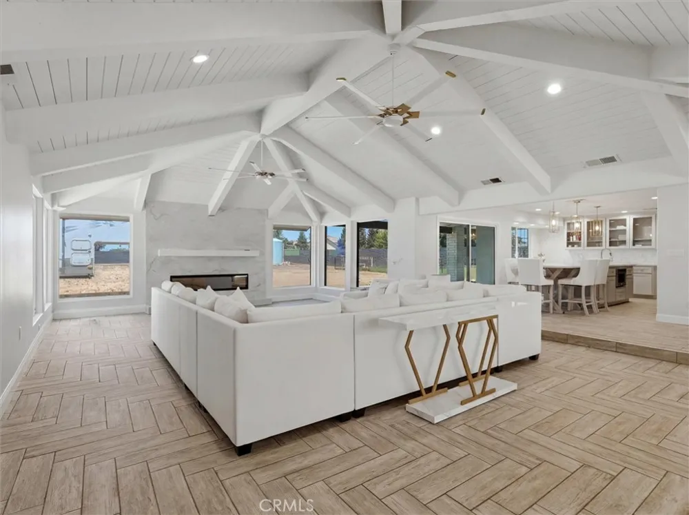 7280 W Menlo Fresno, CA 93723