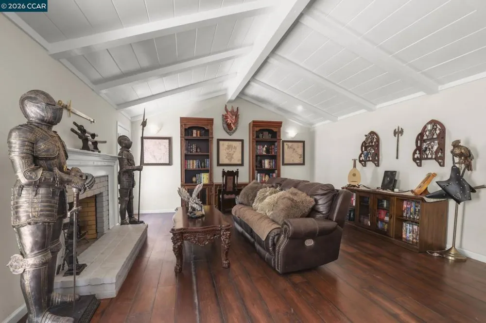 370 Castello Lafayette, CA 94549