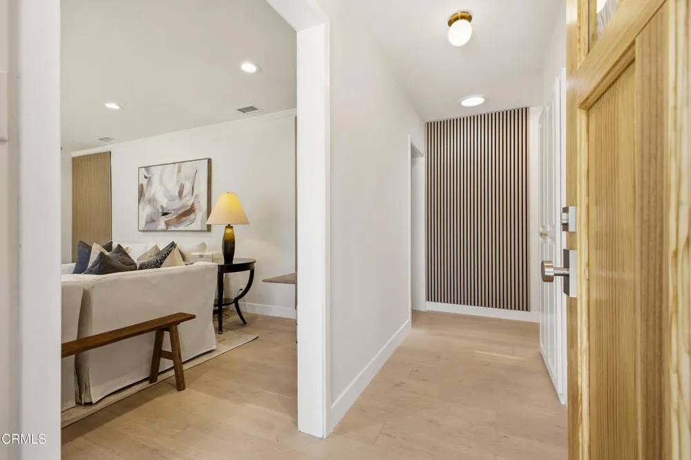 168 Lamour Drive La Canada Flintridge, CA 91011