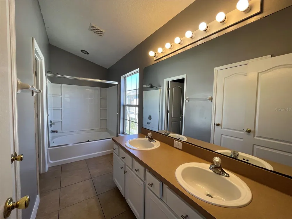 7125 RED LANTERN DR #17A St Cloud, FL 34773