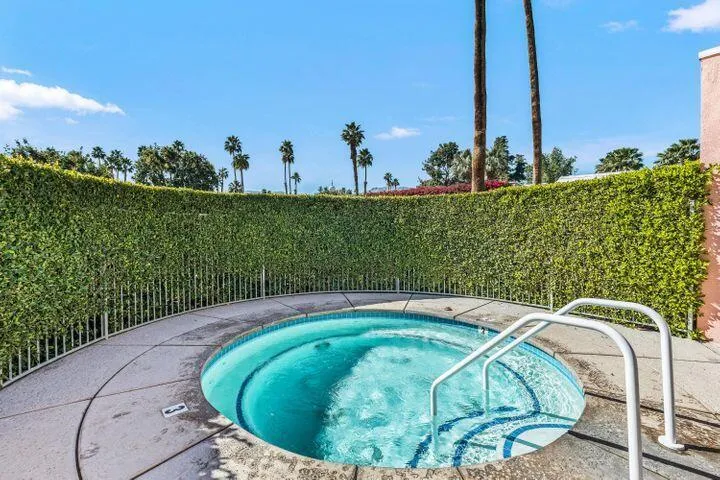 73719 Amir Drive Palm Desert, CA 92260