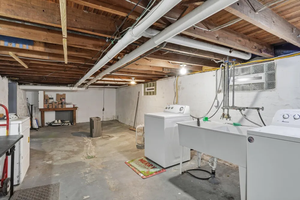 707 Harrison Street Monroe, MI 48161