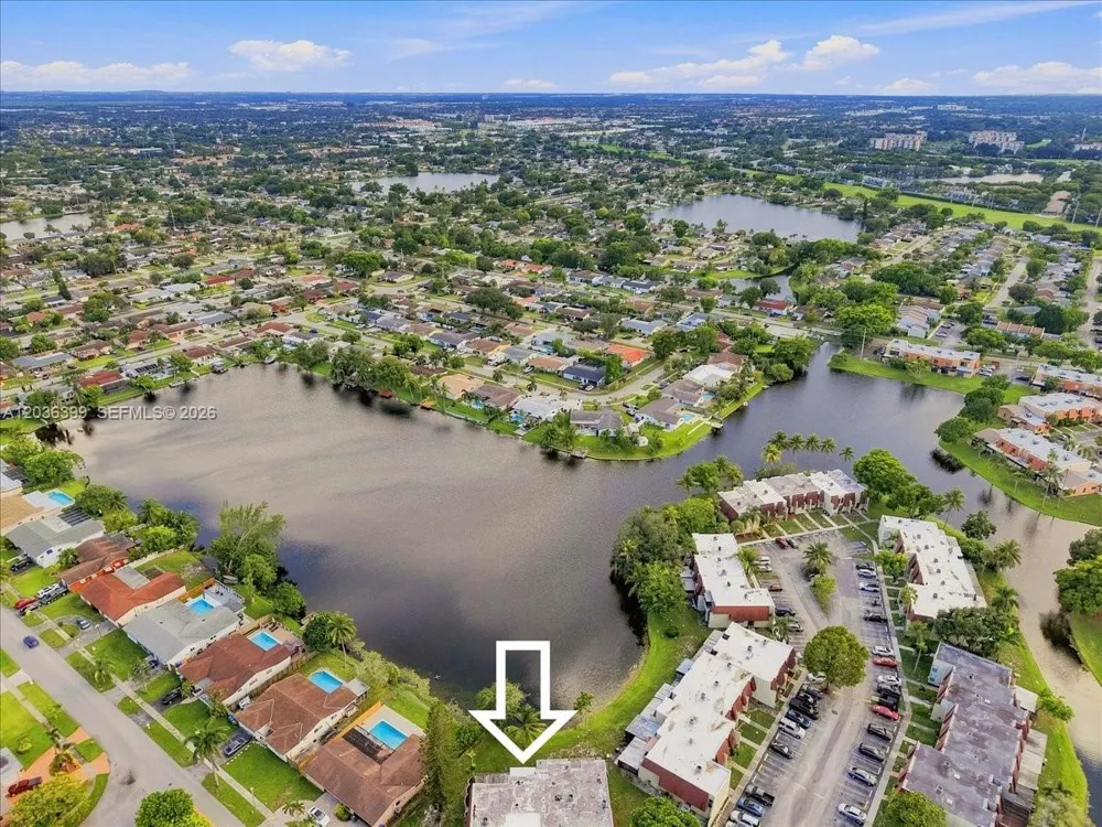 8902 Palm Tree Ln #8902 Pembroke Pines, FL 33024