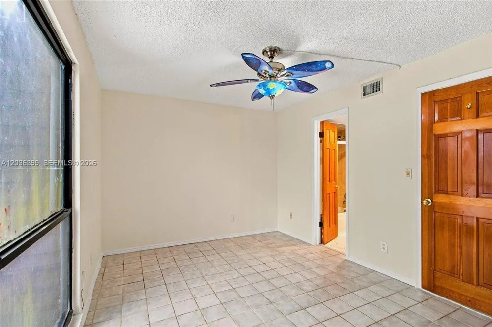 8902 Palm Tree Ln #8902 Pembroke Pines, FL 33024