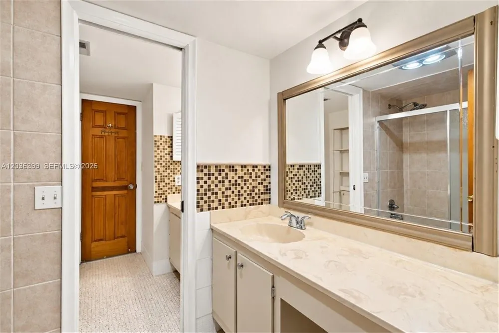 8902 Palm Tree Ln #8902 Pembroke Pines, FL 33024