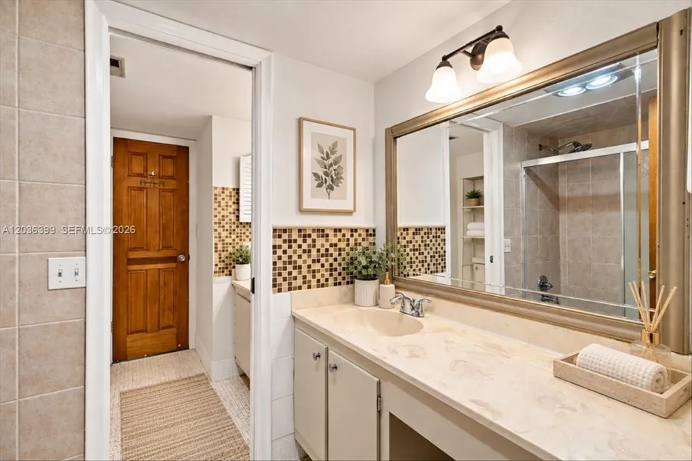 8902 Palm Tree Ln #8902 Pembroke Pines, FL 33024