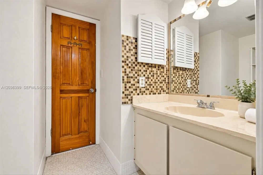 8902 Palm Tree Ln #8902 Pembroke Pines, FL 33024