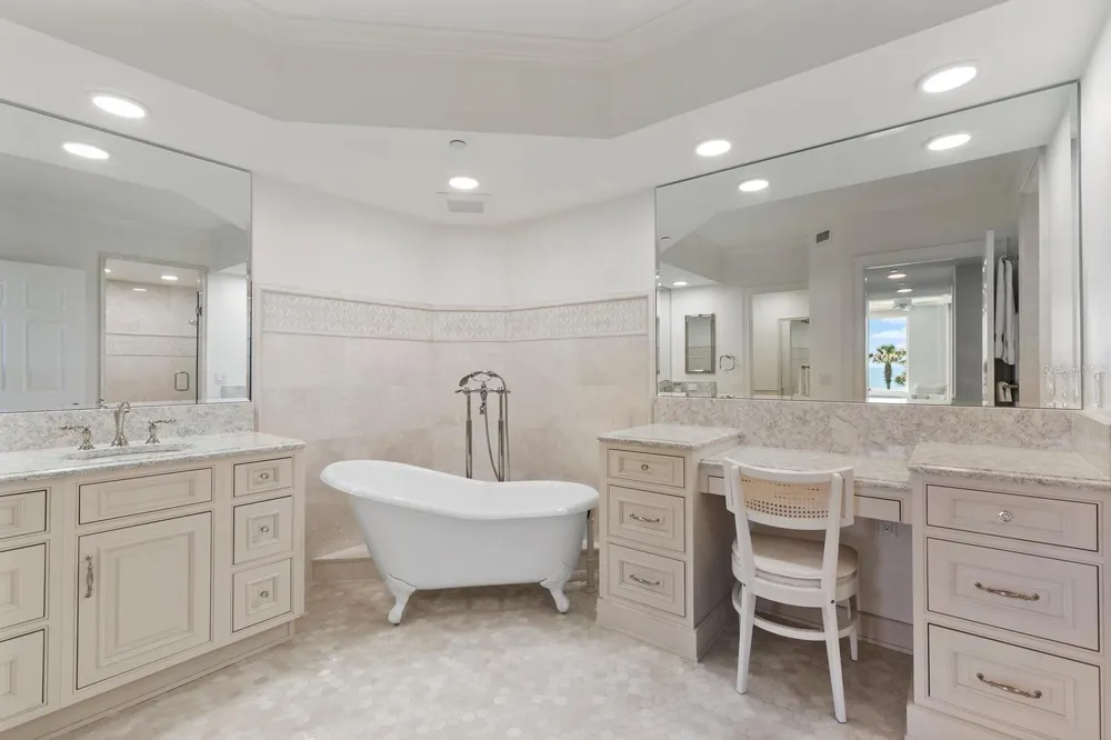 20 PORTO MAR #202 Palm Coast, FL 32137