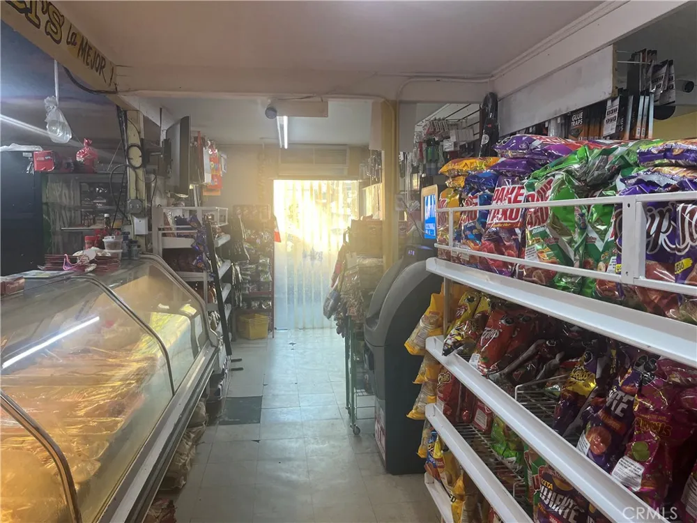531 S Bonnie Beach Los Angeles, CA 90063