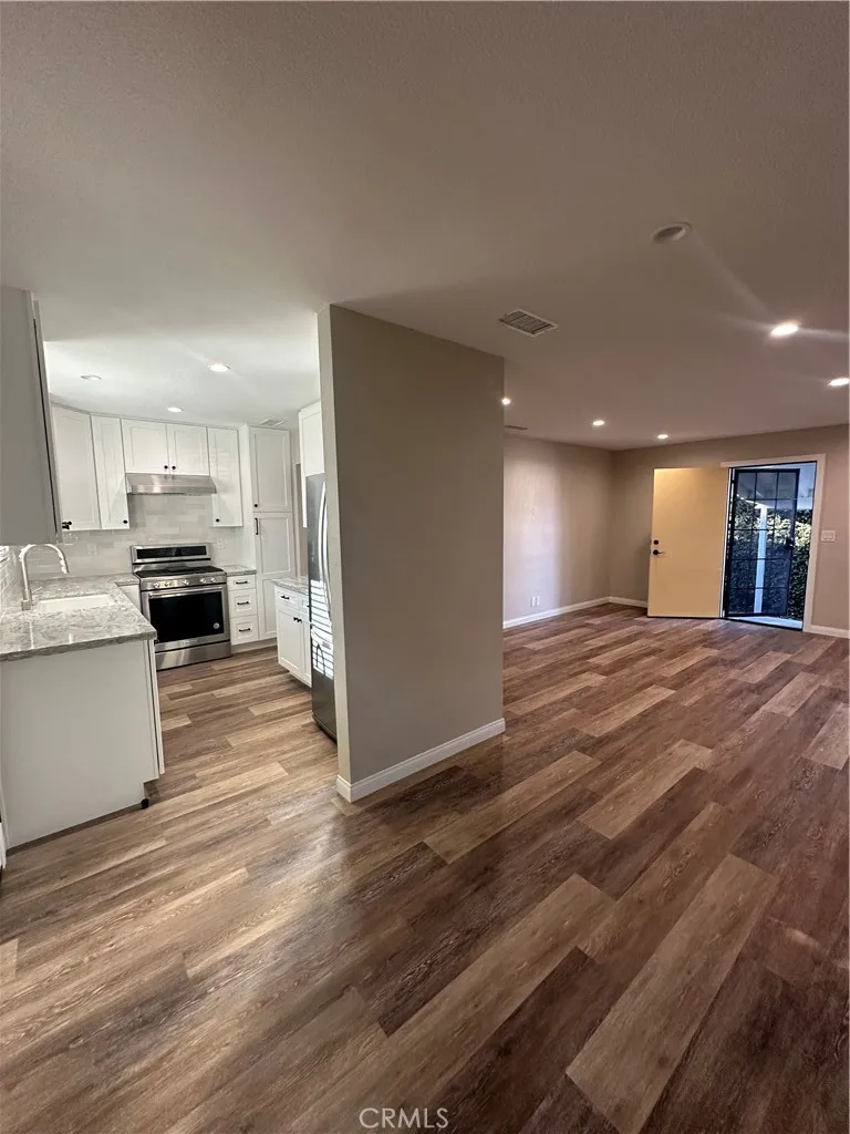 514 E Chalynn Circle Orange, CA 92866