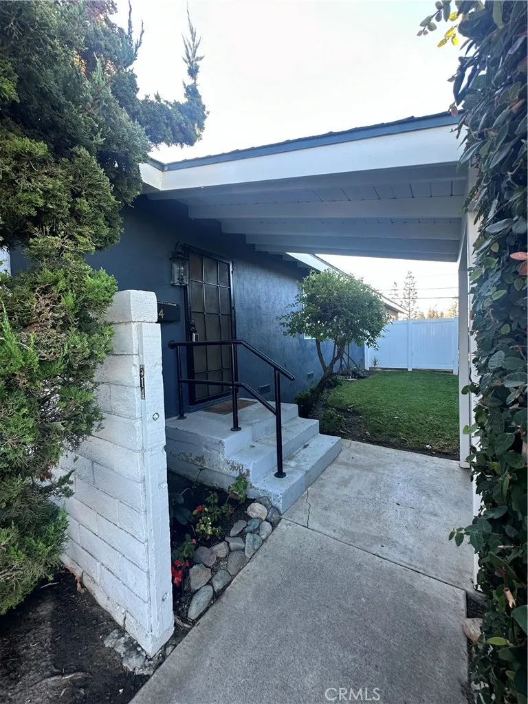 514 E Chalynn Circle Orange, CA 92866