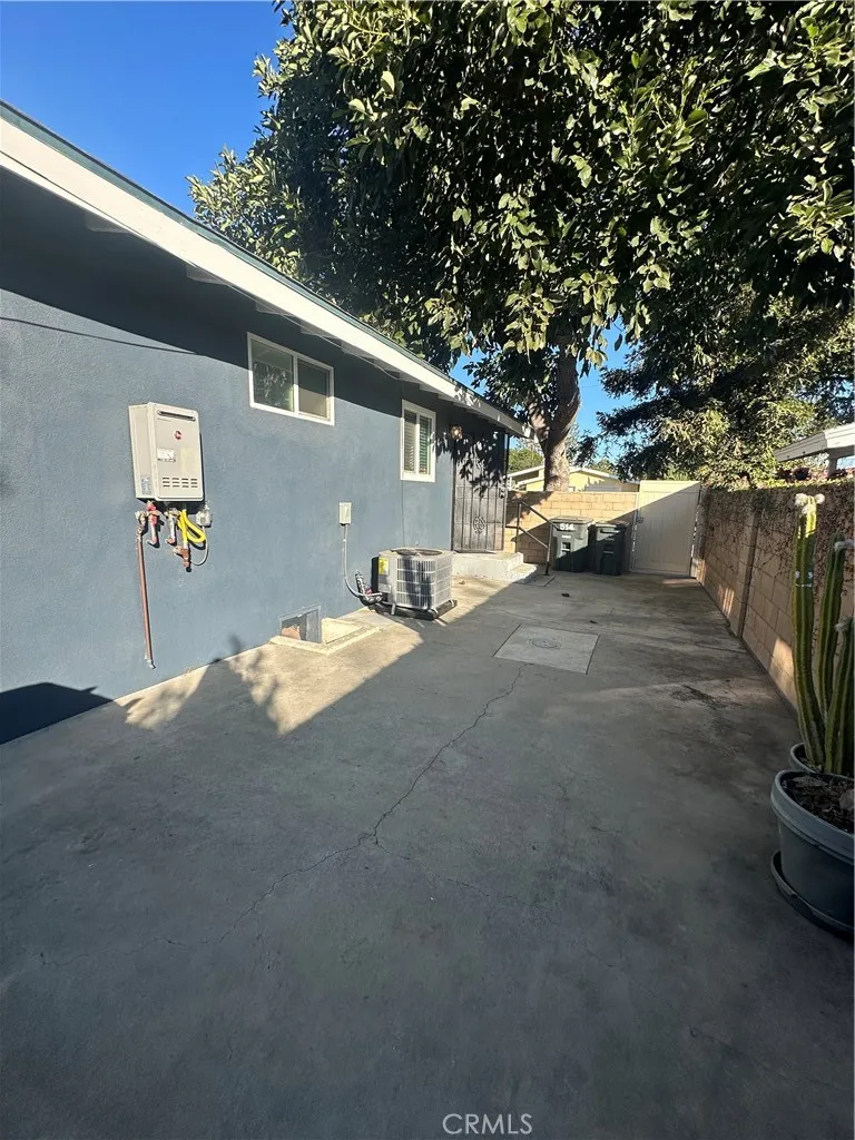 514 E Chalynn Circle Orange, CA 92866