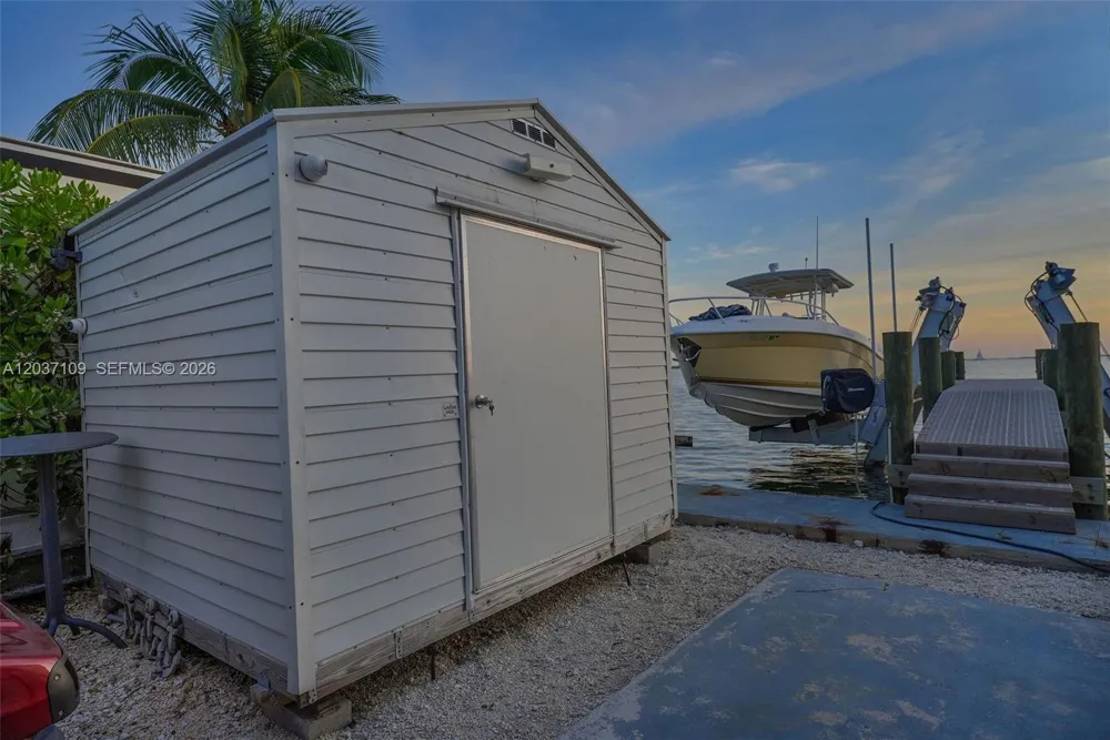 325 Calusa St Key Largo, FL 33037