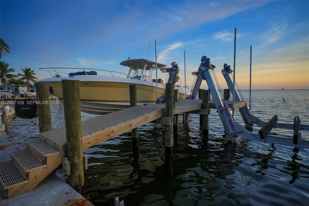 325 Calusa St Key Largo, FL 33037