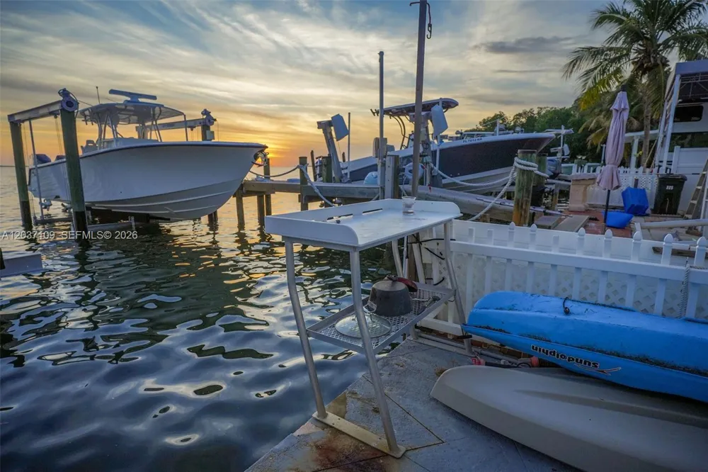 325 Calusa St Key Largo, FL 33037