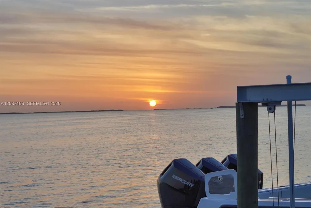 325 Calusa St Key Largo, FL 33037