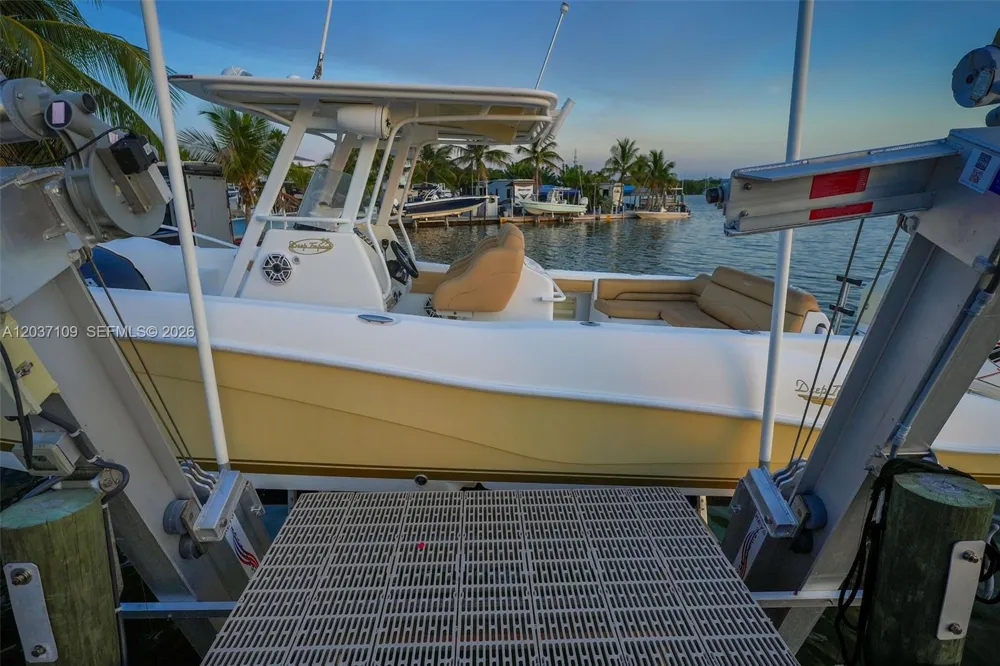 325 Calusa St Key Largo, FL 33037