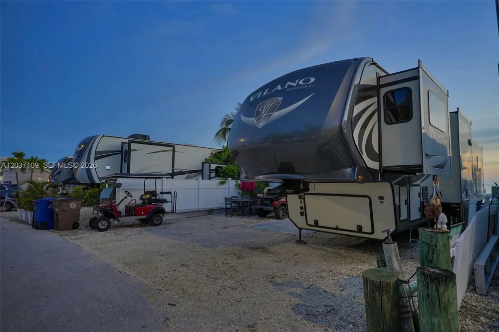 325 Calusa St Key Largo, FL 33037