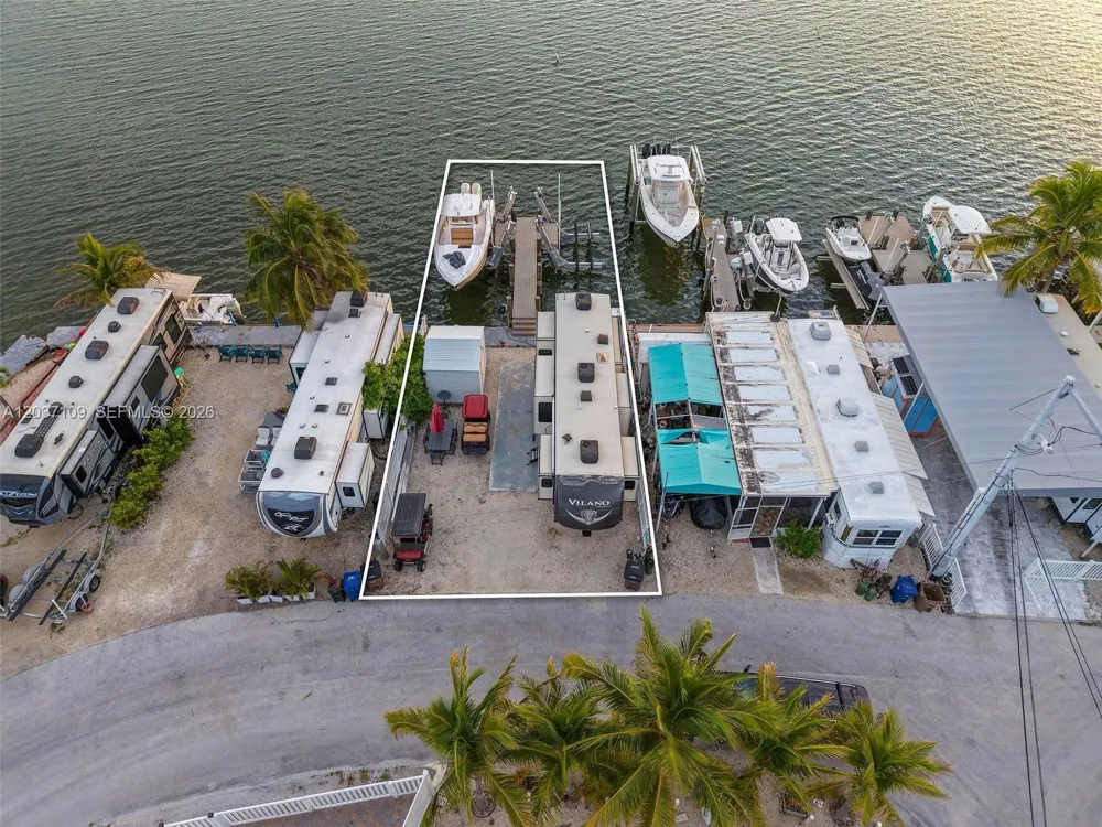 325 Calusa St Key Largo, FL 33037