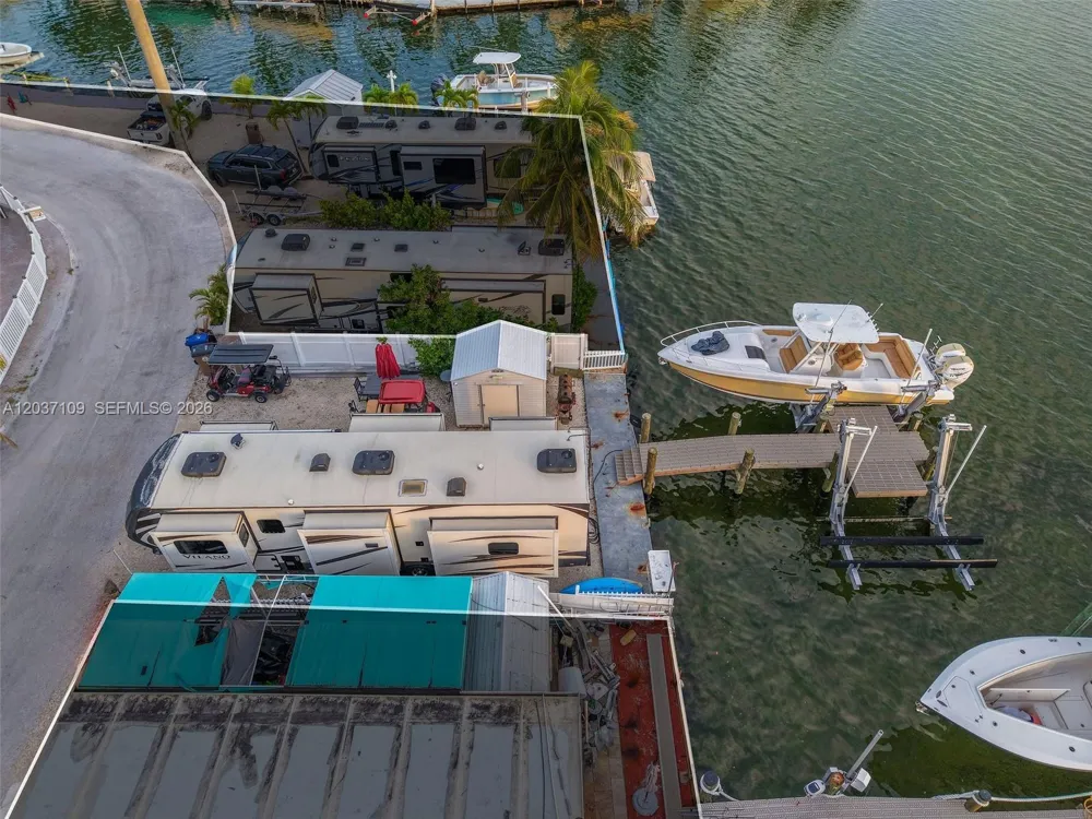 325 Calusa St Key Largo, FL 33037