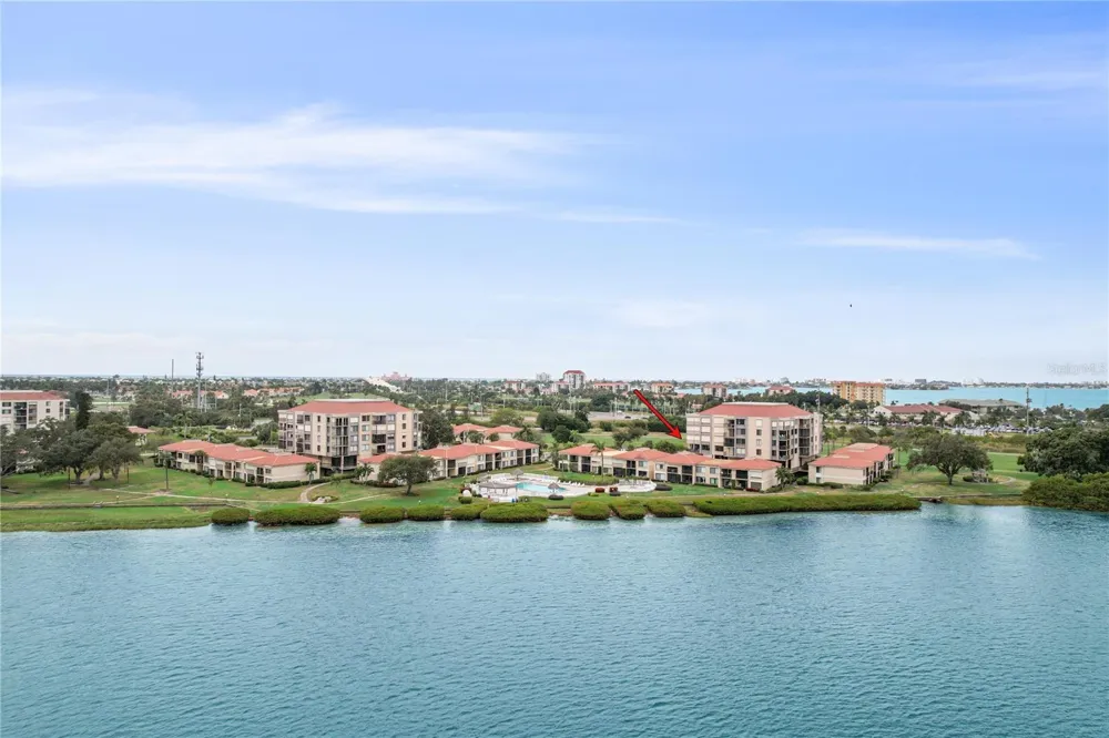 6104 PALMA DEL MAR BOULEVARD S #302 St Petersburg, FL 33715