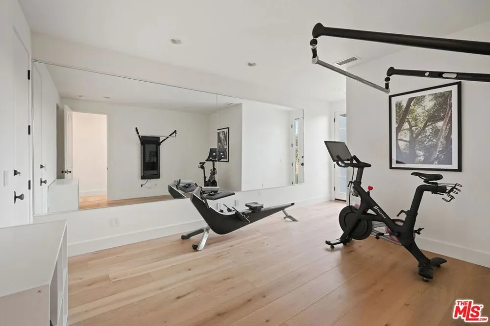 2656 Vista Del Mar Road Topanga, CA 90290