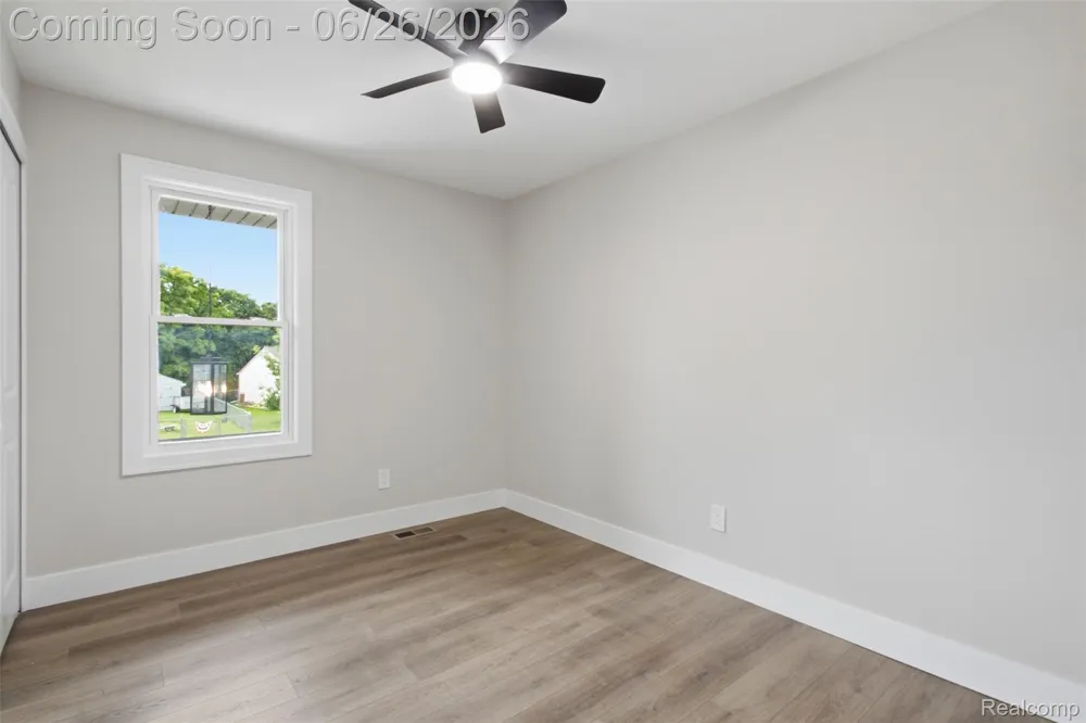 54319 Bradshaw Drive New Baltimore City, MI 48047
