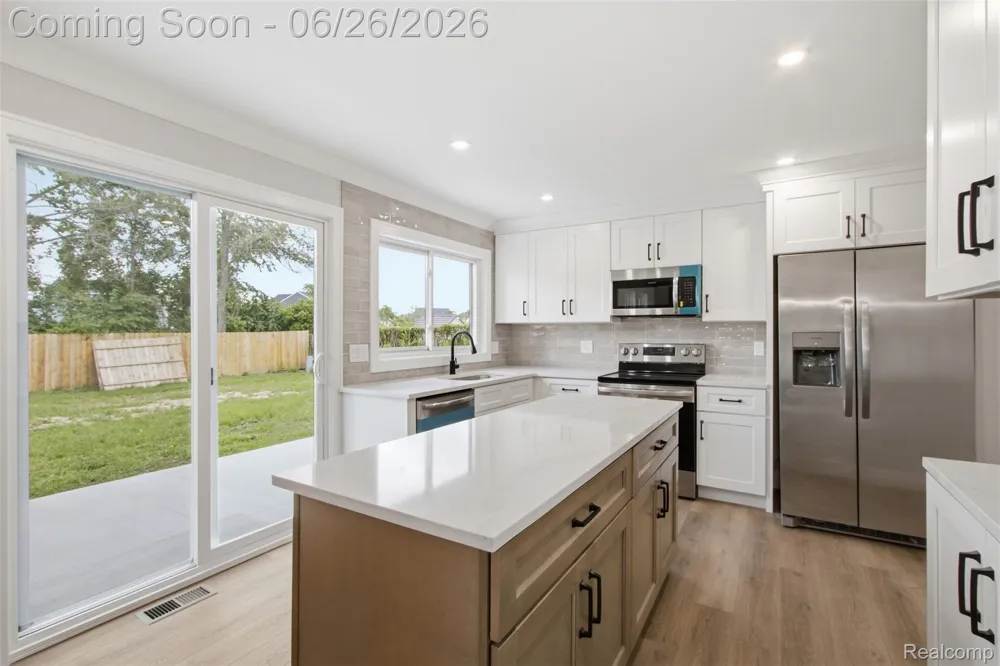 54319 Bradshaw Drive New Baltimore City, MI 48047