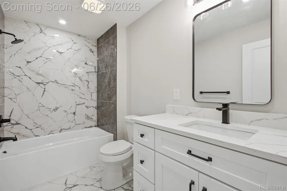 54319 Bradshaw Drive New Baltimore City, MI 48047