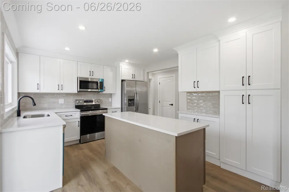 54319 Bradshaw Drive New Baltimore City, MI 48047