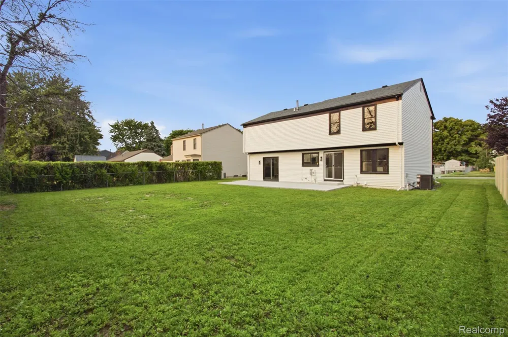 54319 Bradshaw Drive New Baltimore City, MI 48047