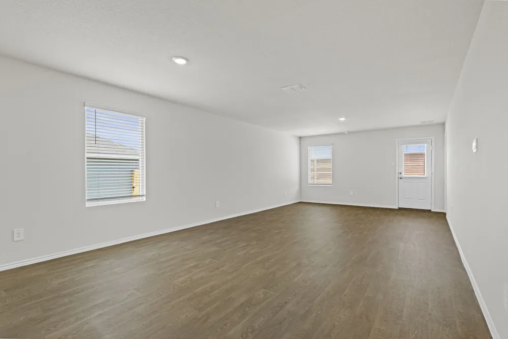 307 Wild Goose Drive Luling, TX 78648