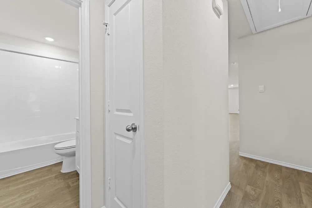 307 Wild Goose Drive Luling, TX 78648