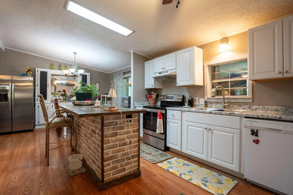 127 County Road 309 Bryant, AL 35958