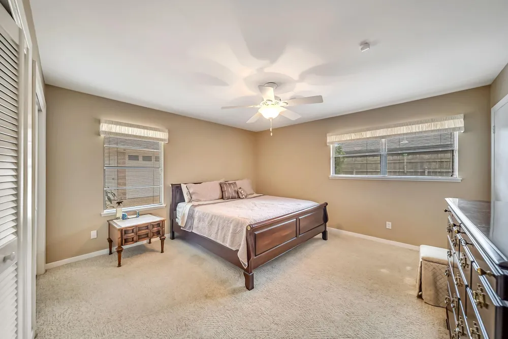 1330 Foxwood Road Houston, TX 77008