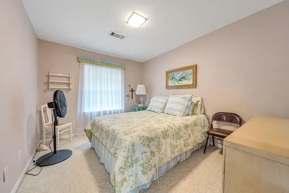 1330 Foxwood Road Houston, TX 77008