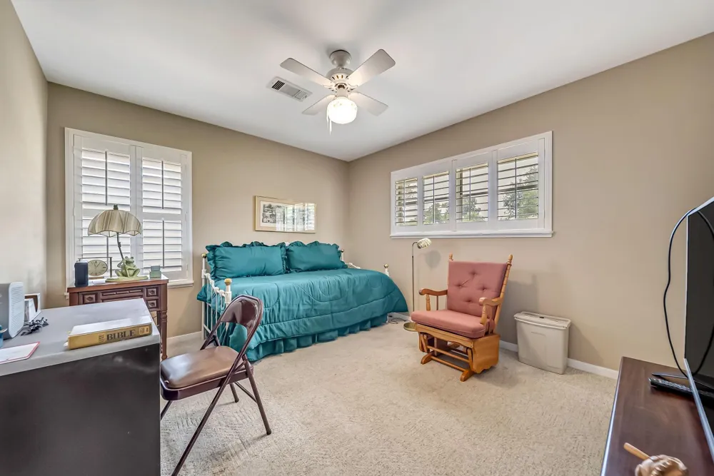 1330 Foxwood Road Houston, TX 77008