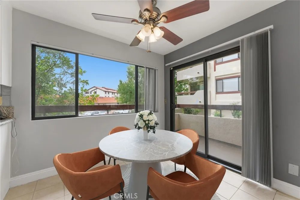 28031 Sarabande #125 Canyon Country, CA 91387