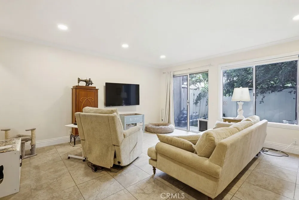 23756 Bayside Laguna Niguel, CA 92677