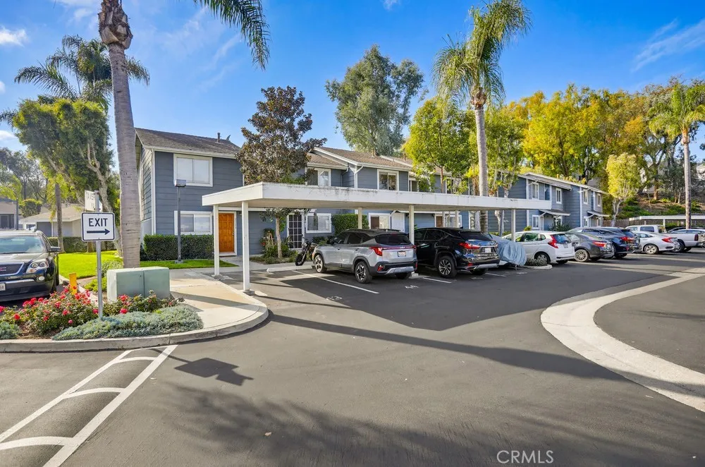 23756 Bayside Laguna Niguel, CA 92677