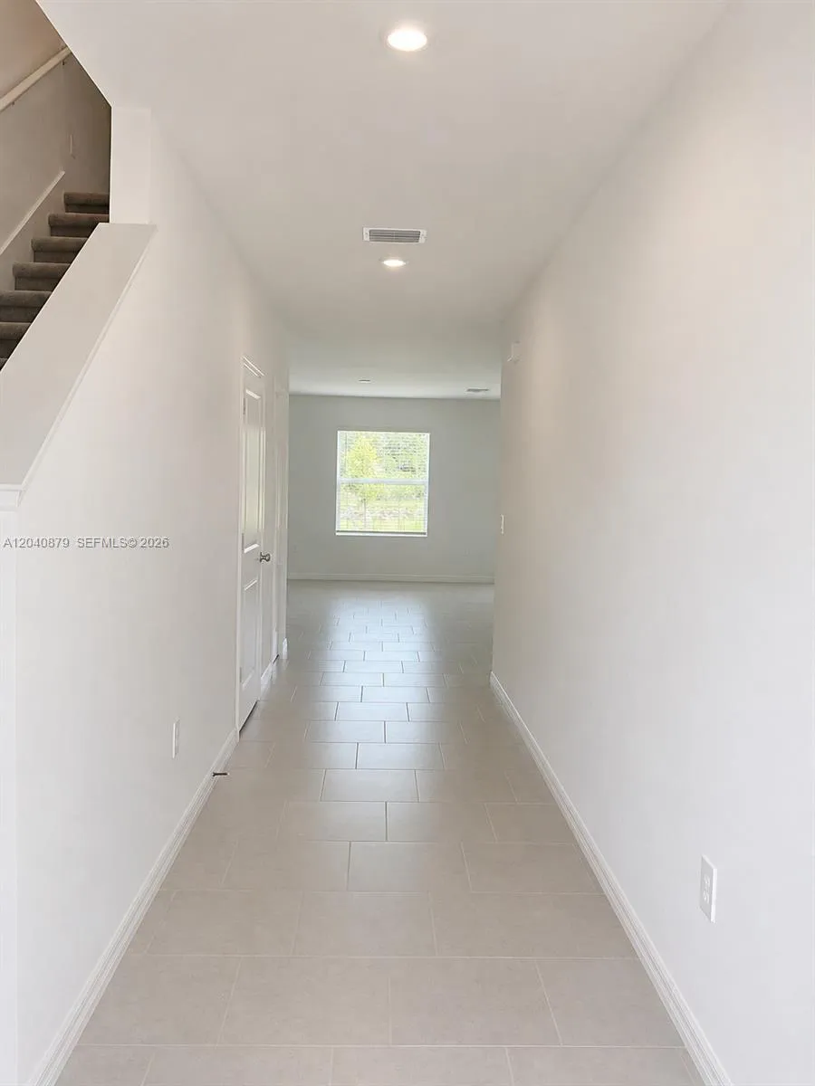 19619 Fairhill Ct #N/A Lehigh Acres, FL 33974
