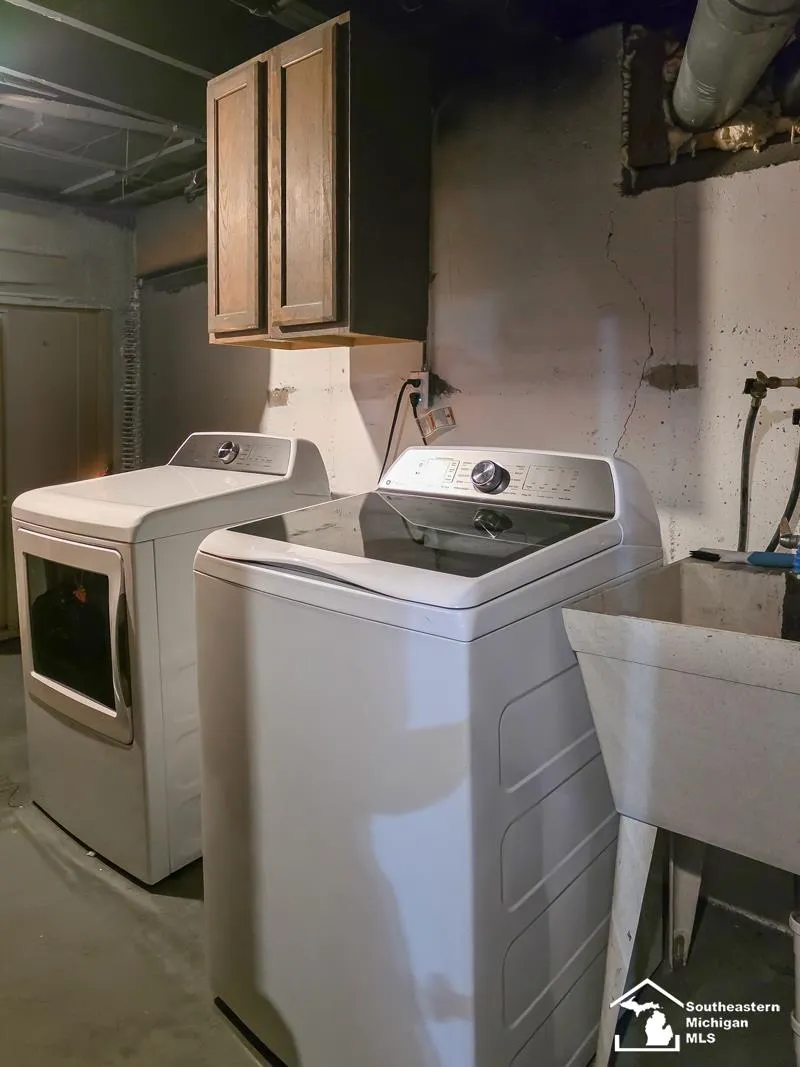 2910 Bailey Avenue Lincoln Park City, MI 48146