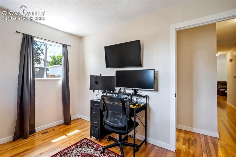 112 Roosevelt Street Colorado Springs, CO 80909